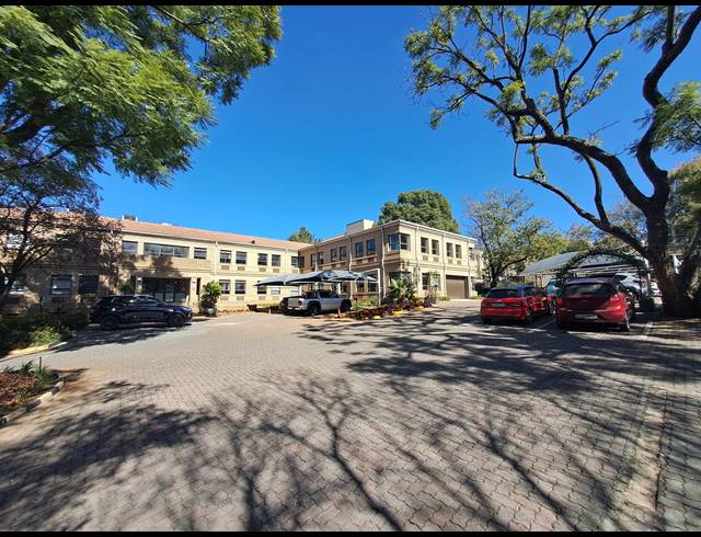 300M² OFFICE TO LET IN ILLOVO